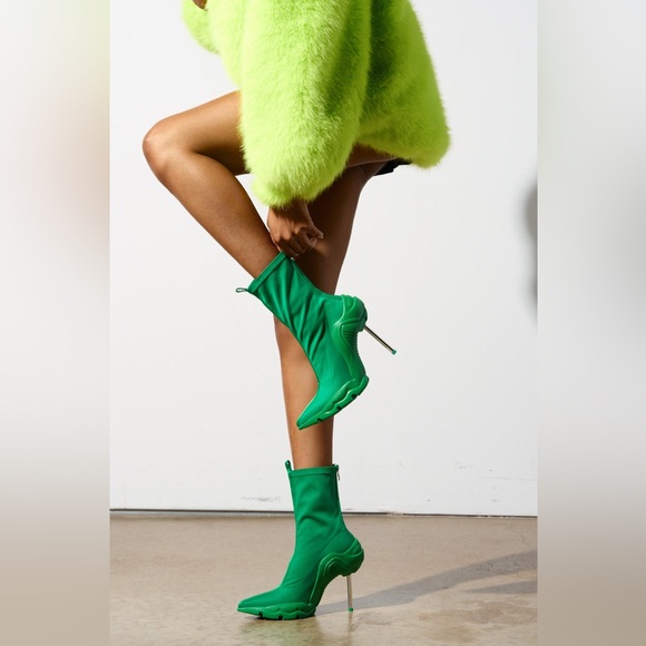 Azalea Wang Wilber Bootie With Stretch Neoprene In Green - Picture 1 of 15